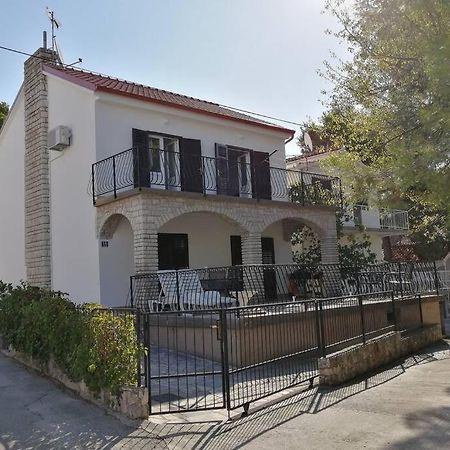 Whole villa in Primošten Esterno foto
